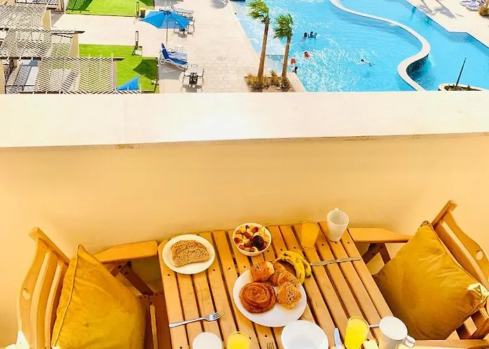 Luxury Self-catering & Studios, Al Dau Heights