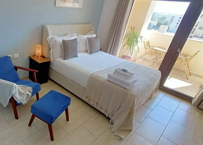 Luxury Self-catering & Studios, Al Dau Heights