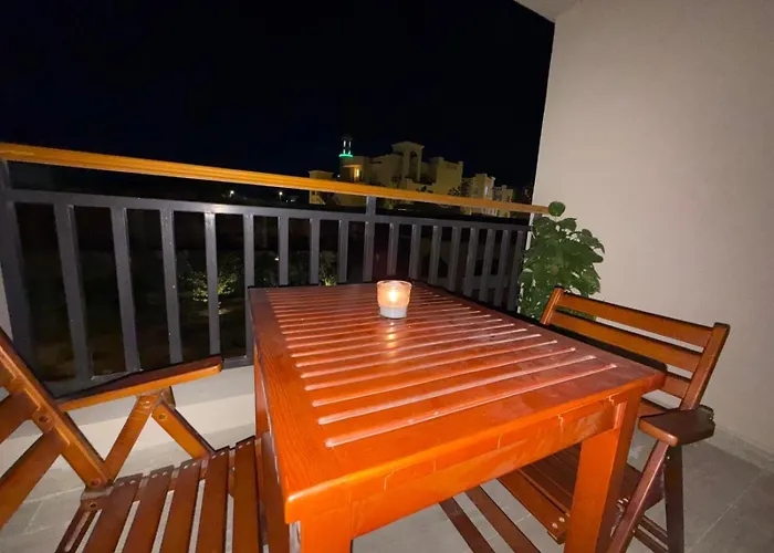 Luxury Self-catering & Studios, Al Dau Heights Appartamento